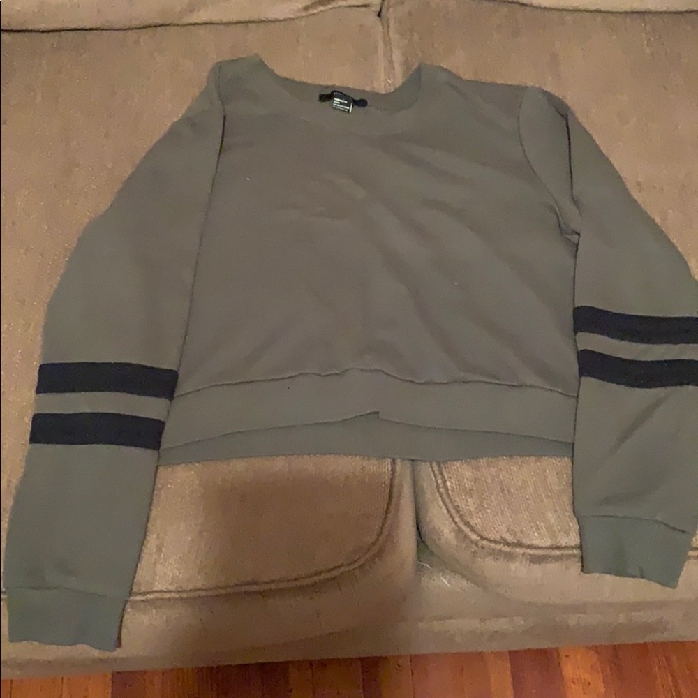 Crop Top - Picture 3 of 3